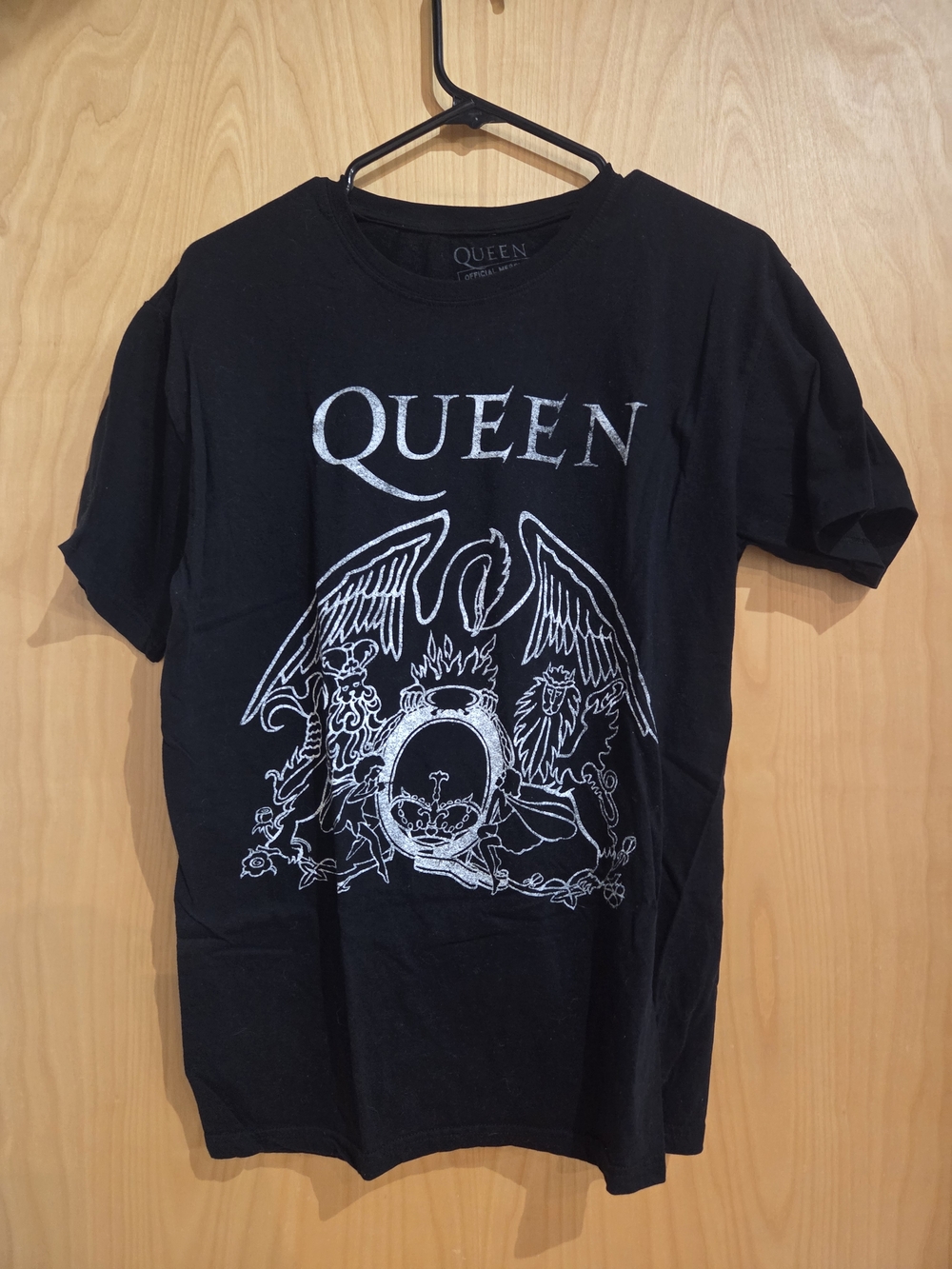 Queen Graphic Logo T-Shirt - Black